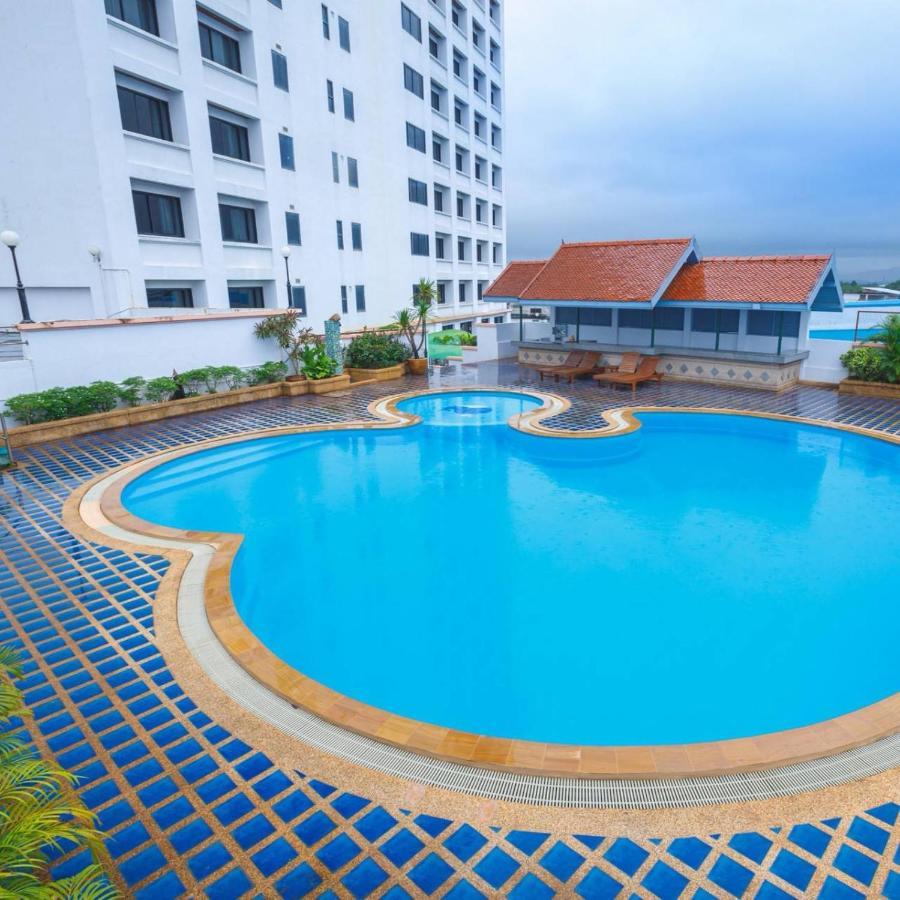 Kp Grand Hotel Chanthaburi Bagian luar foto